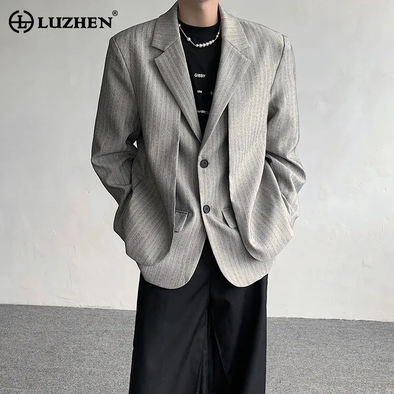 

LUZHEN Original Fake Two Piece Double Layer Design Blazer Coat Men's 2025 Spring Elegant Temperament Stripe Casual Jacket JY3576