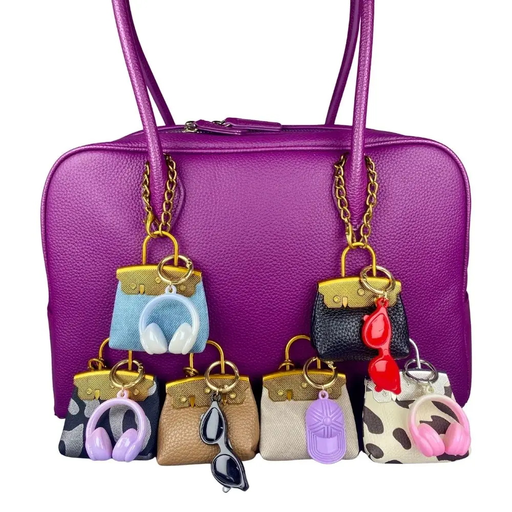 

Подвеска для сумки в стиле мини-сумочки с металлической цепочкой, очаровательные подвески на сумке (наушники/бейсболка/солнцезащитные очки)