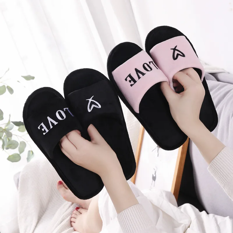 

Casual Fluffy Slippers Women Home Flats Elegant Love Designer Shoes Girls Fashion Cotton Open Toe Platform Slides House Big Size