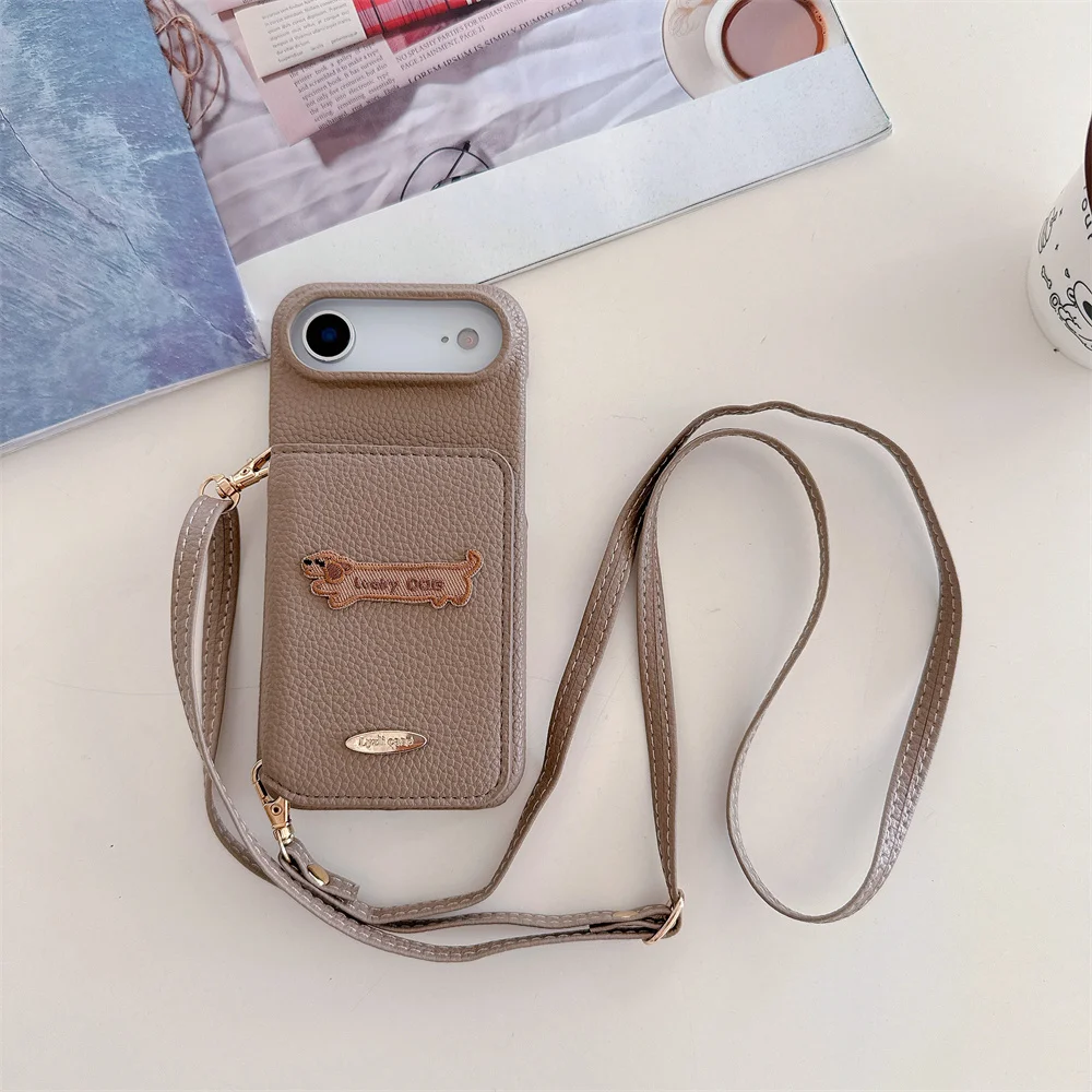 

Кожаный защитный чехол через плечо с мультяшным слотом для карт и держателем для iPhone 17 Air 16 15 14 Plus 13 12 11 Pro Max