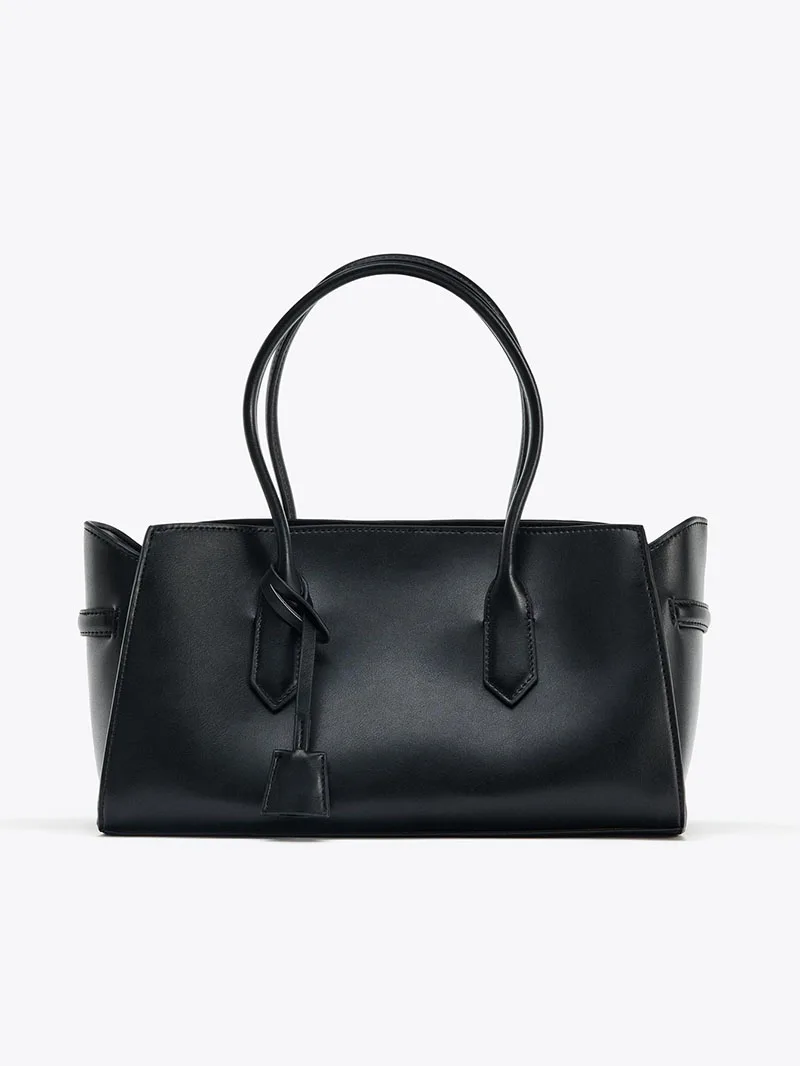 

Hot Girl Black Leather Buckle Handbag Women Punk Leather Chic Shoulder Bags Ladies Aesthetic Cool Trendy Crossbody Bag