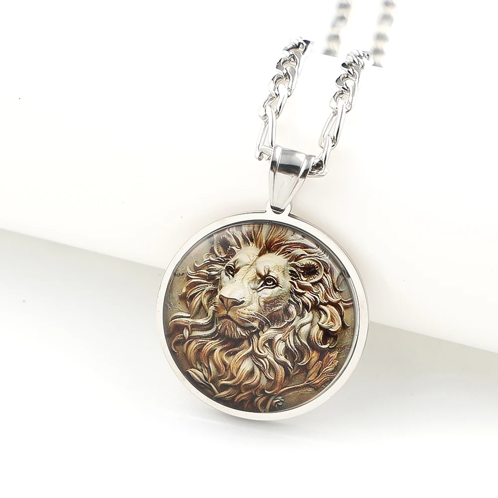 Vintage Lion King Head Glass Round Medal Pendant Necklace for Women Men Gold Plated Stainless Steel Animal Lover Chain Jewelry - view 2