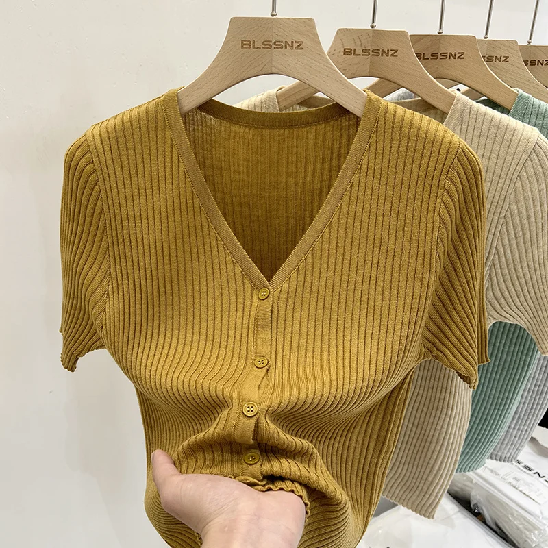 

Unique Ice Silk Knitted V-neck Short Cardigan Women Korean Short-sleeve Ins Fashion Skinny Tops Single Breasted Smooth Knitwear