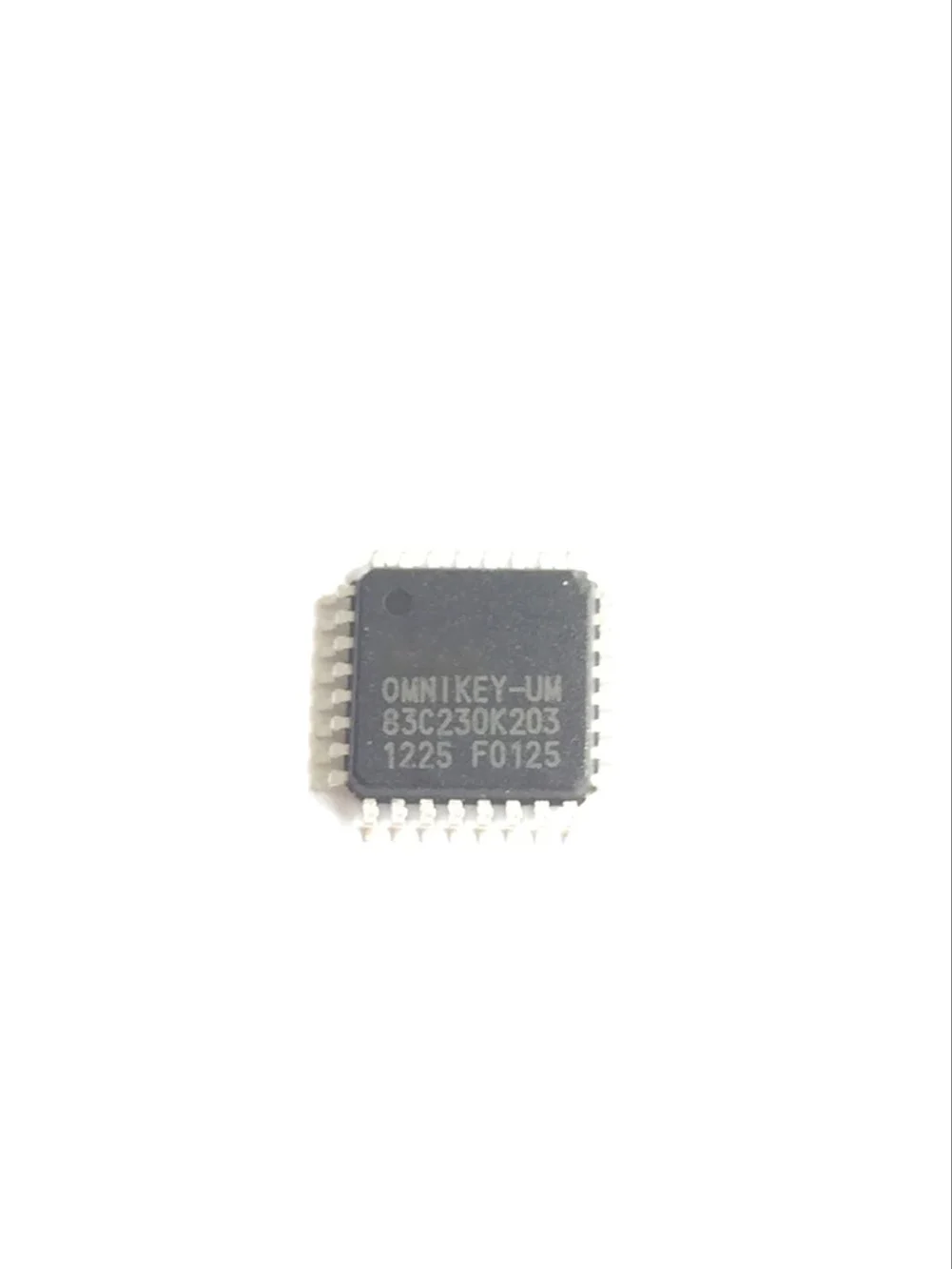 

AT83C230K203 QFP32 New Original 100% Quality AT83C230K203-RATUM Embedded microcontroller