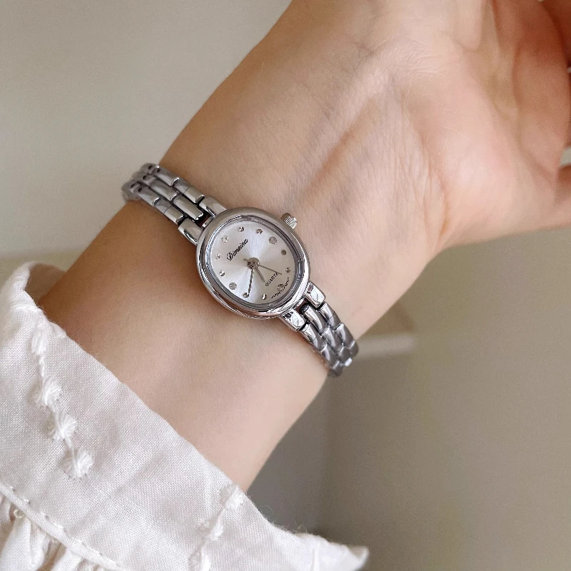 Classic Trend Ladies Watch Elegant Simple Retro 2025 Waterproof Quartz Watch Birthday Gift