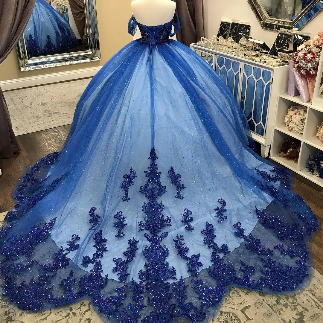 Robe de RhQuinceanera avec train festonné, corset transparent glamour, manches à épaules dénudées amovibles, robe Sweet 16