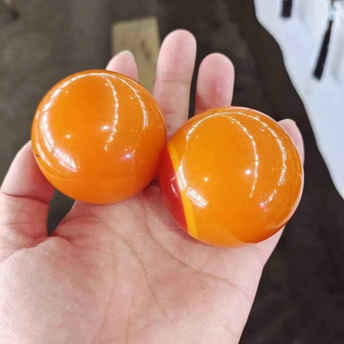 2pcs Certified Rare 50mm Natural Mexico blood Amber Ball Reiki Healing Sphere***