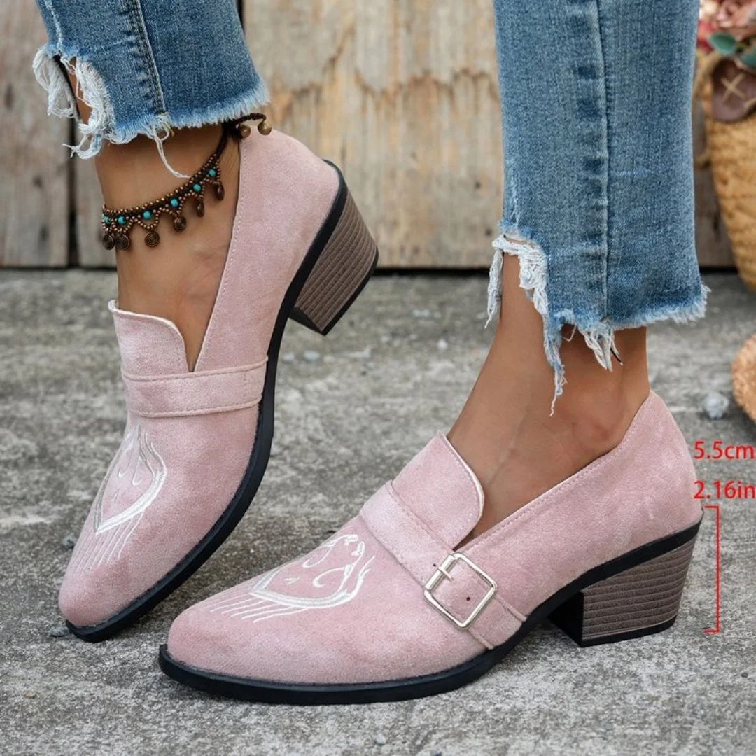 

Women's Spring and Autumn new large-sized single shoes with embroidery, pointed toe and buckle, flat shoes on one foot