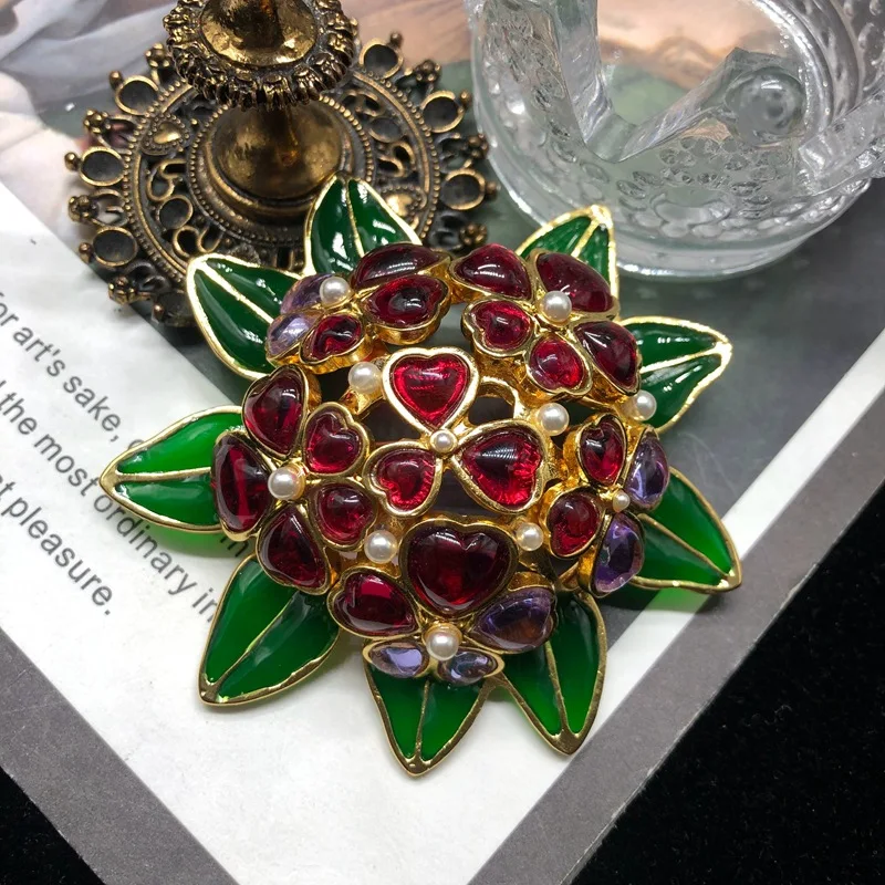 

Винтажные медные позолоченные цветочные корсажи в Европе и Америке, модные ювелирные булавки с эмалированной глазурью, брошь для женщин