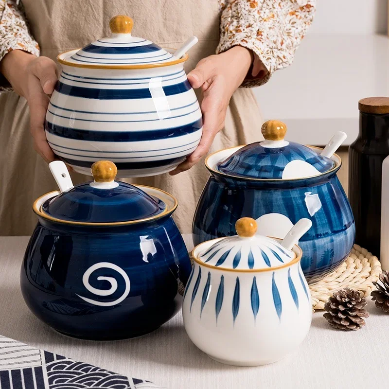 Japanese Ceramic Oil Jar High Temperature Resistant Large Capacity Kitchen Container Salt Shaker Seasoning Jar Spice Bottle