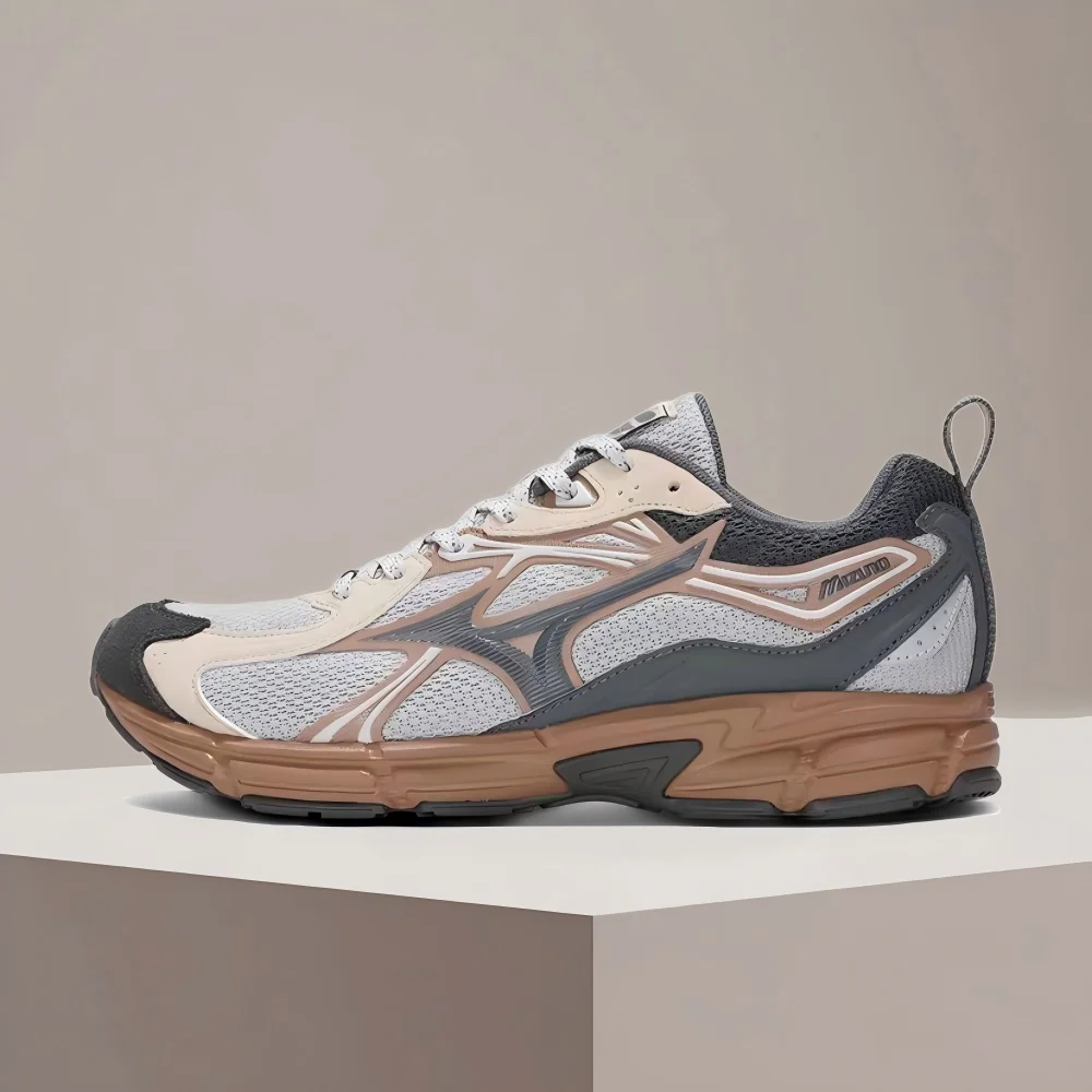 Mizuno Speed 10S Unisex Gray-Brown Low-Top Runners – Retro-Inspired, Breathable Comfort & Durable Performance D1GH240602