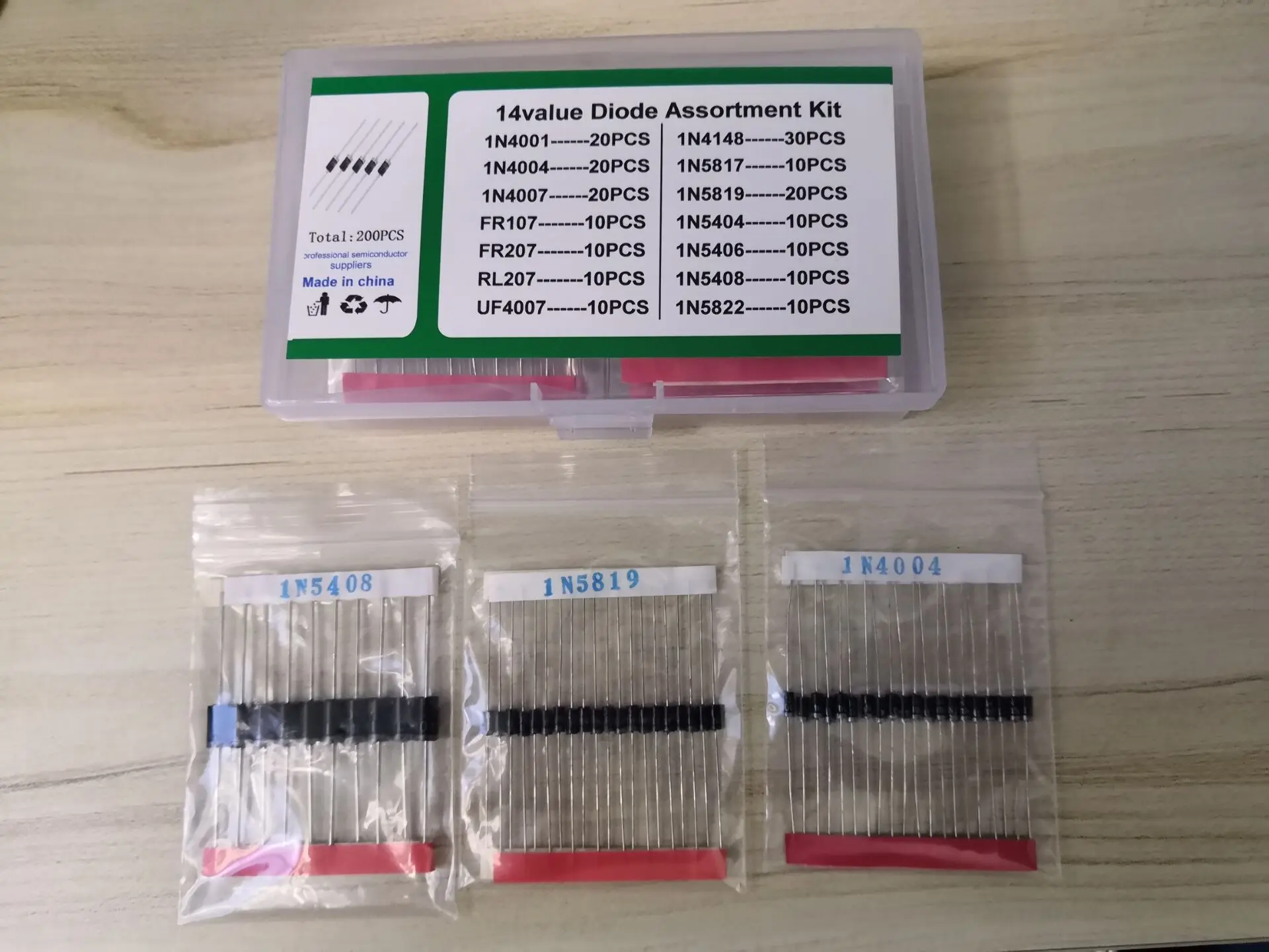 1Box 14Values=200PCS UF4007/1N4148 1N5817/5819/1N5404/1N5406/5408/1n5822/IN4001/4004/4007/FR107/FR207 Rectifier Diode Kit RL207/