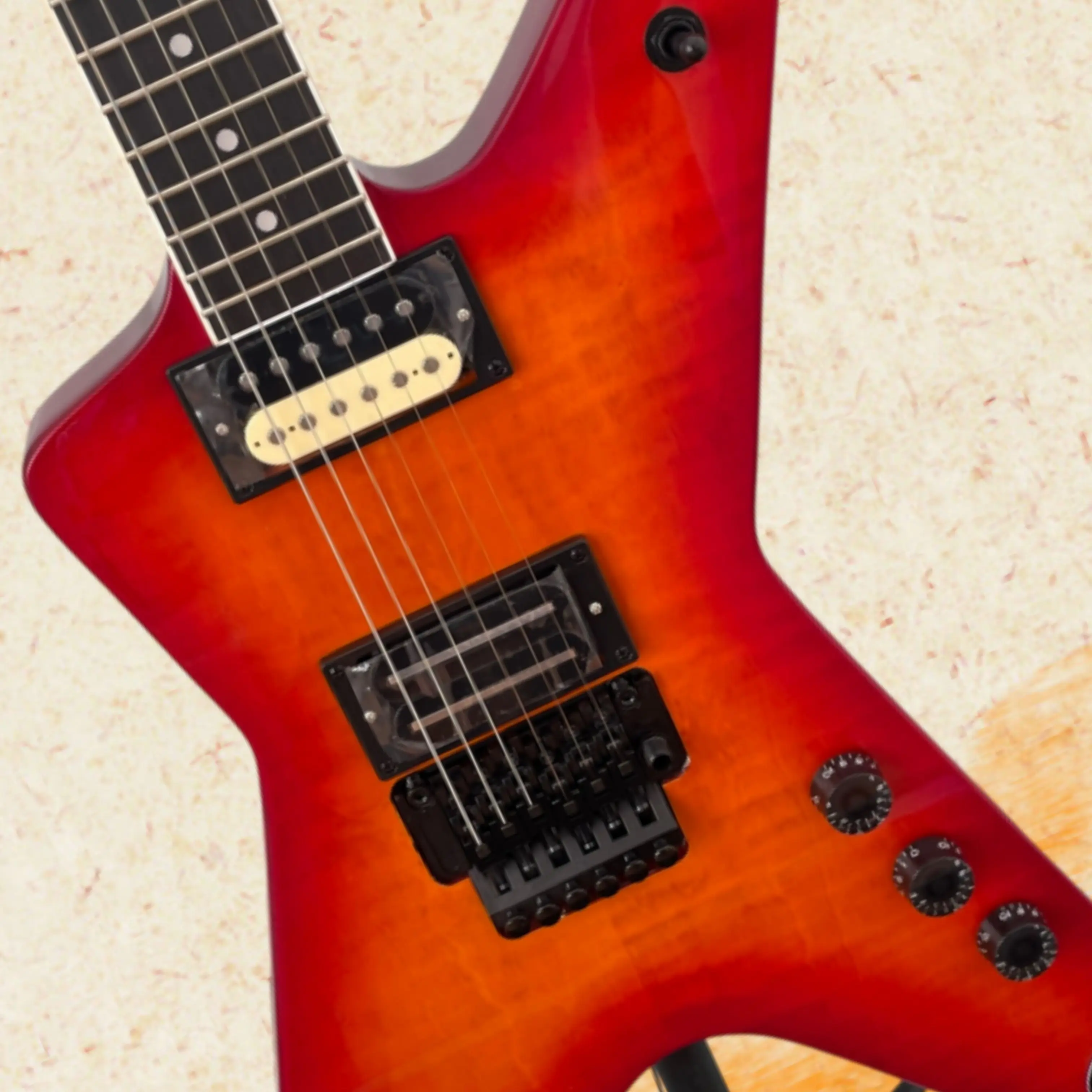Fashion CS Gradient 6-String Electric Guitar,Tiger-striped maple veneer,HH Pickups Guitars, Featuring a Whammy System Guitarra