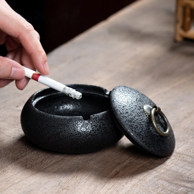 Cendrier en céramique avec couvercle, créatif et personnalisé, anti-mouche, agaçant, salon, bureau, maison, Ins Chimcar