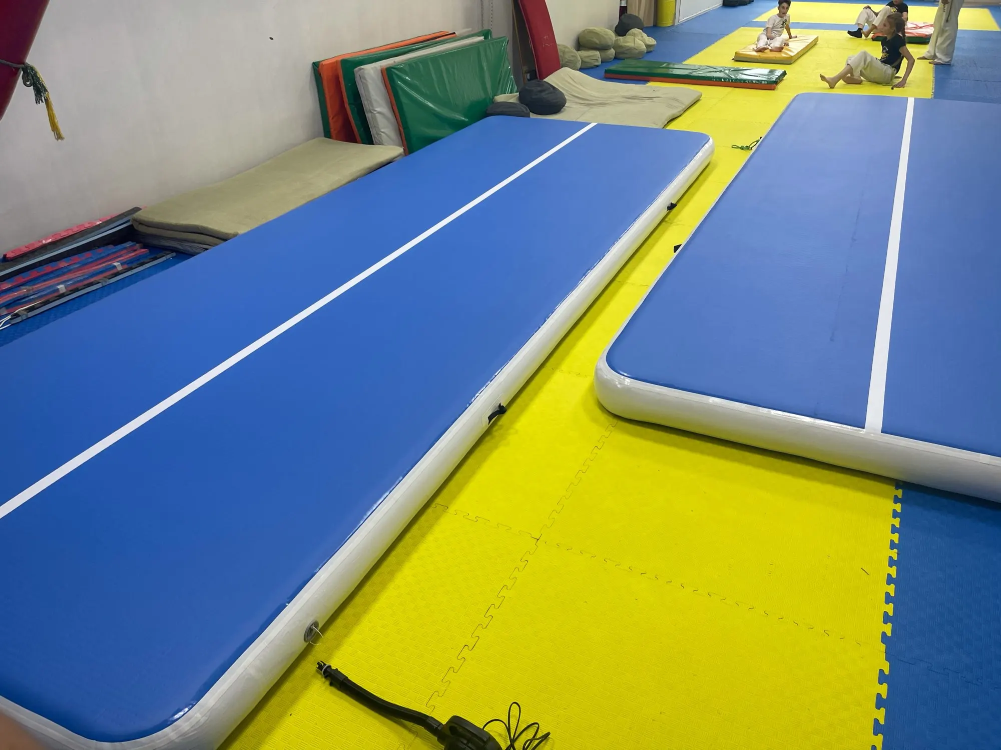 HIBADOU Tapis de gymnastique gonflable-piste d'air culbutage 11x2x0.2m tapis de sol gonflable tapis d'air de gymnastique avec pompe