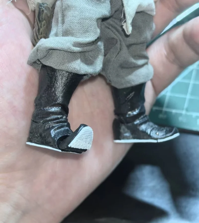 รองเท้าบู๊ทโบราณขนาด 1/12 สำหรับโนต้า 6 นิ้ว