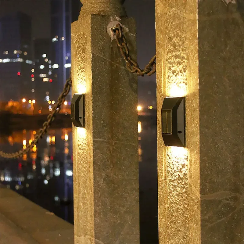 

Solar Light, Intelligent Light Control, ABS Lamp Body, High-Brightness LED, White & Warm Light Optional, One-Touch Switch