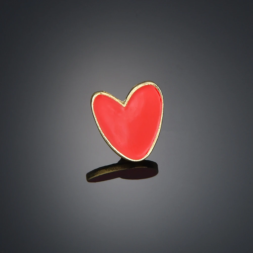 

Red Heart Enamel Pin Custom Nostalgic Gashapon Brooches Bag Clothes Lapel Pin Handheld Game Console Badge Jewelry Gift