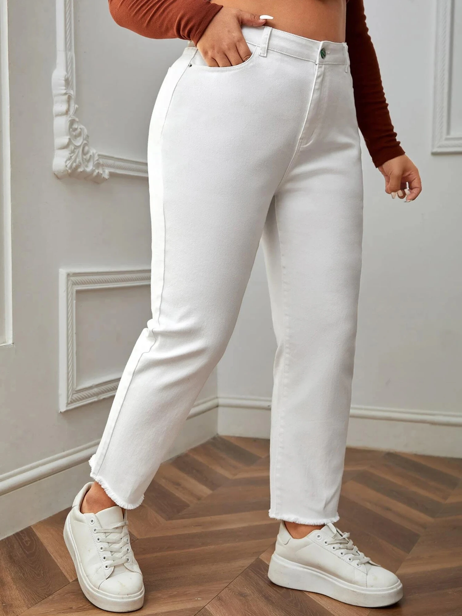 2023 Plus Size White Jeans for Women Straight Fitting Spring Autumn Full Length High Waist Stretchy 100kgs Denim Women Pants