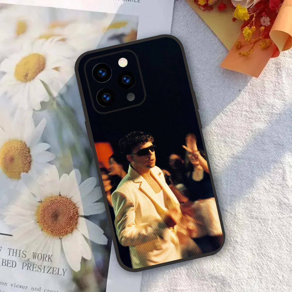 1PC Singer Quevedo Phone Case Silicone Soft For iPhone 16 15 14 13 12 11 X XR Plus Pro Max Plus