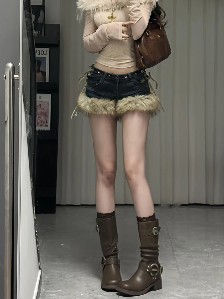 

Ретро-шорты в стиле Y2K с эффектом потертости и вставками из денима, женские модные утягивающие шорты в американском стиле Hot Girl с дизайнерским подходом