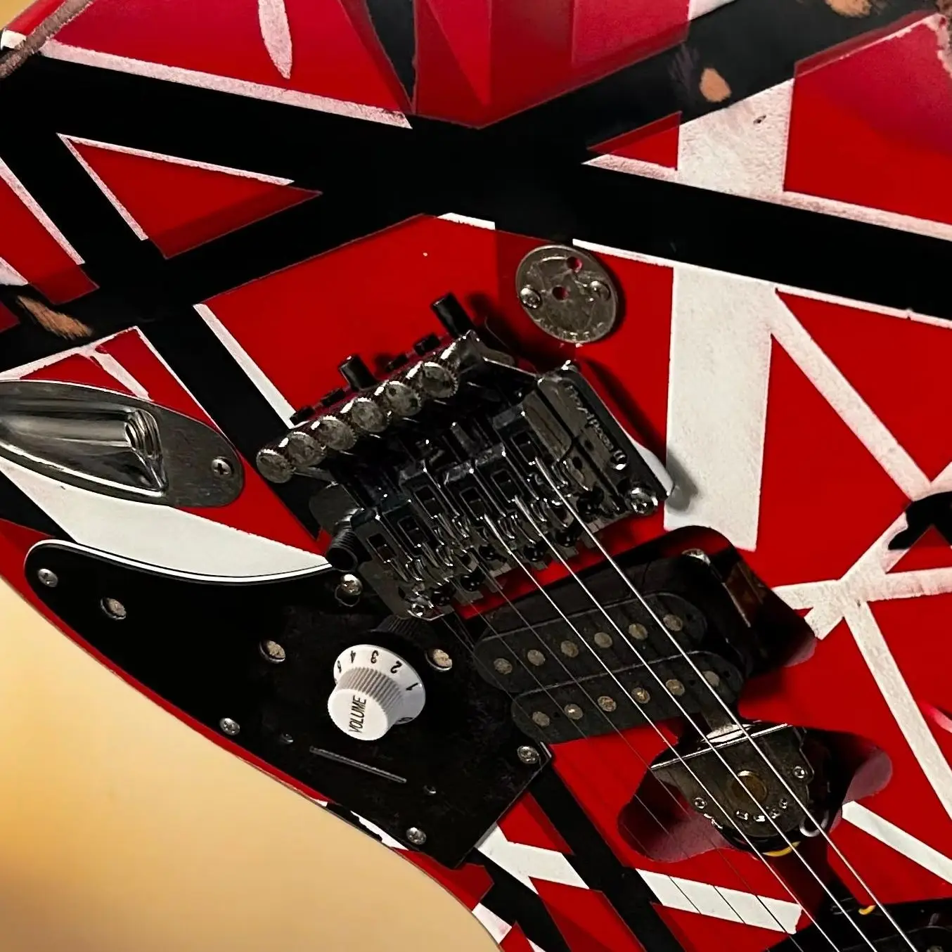 Thumbnail 4 - #20 Cheap Electric Guitars Worth Buying