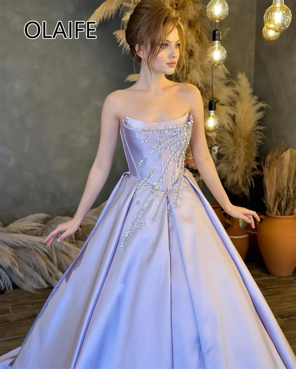 Vestido de fiesta de graduación para ocasiones especiales de satén sin tirantes de princesa, vestido de noche sin espalda con lentejuelas, corte de encaje personalizado