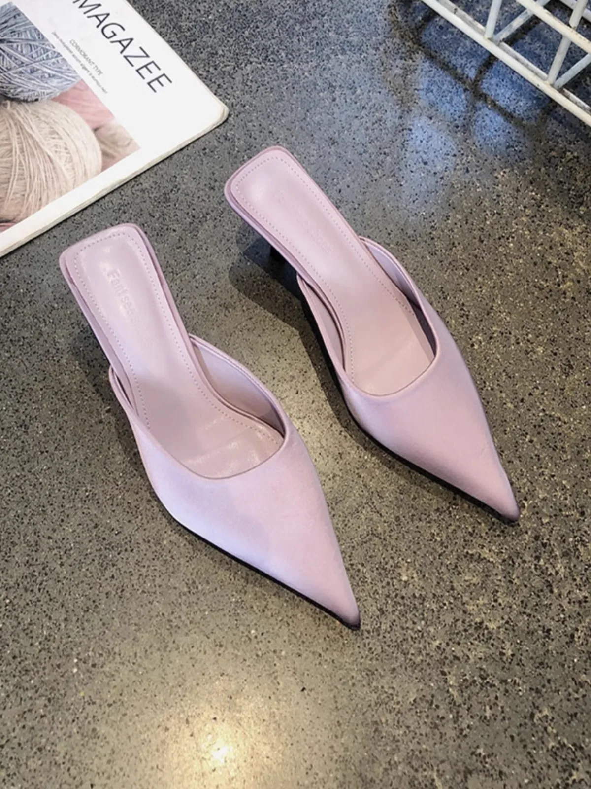 

Женские туфли-мюли Ele с острым носком на высоком тонком каблуке, для улицы, новинка 2025 года, сексуальные, с частичным покрытием стопы