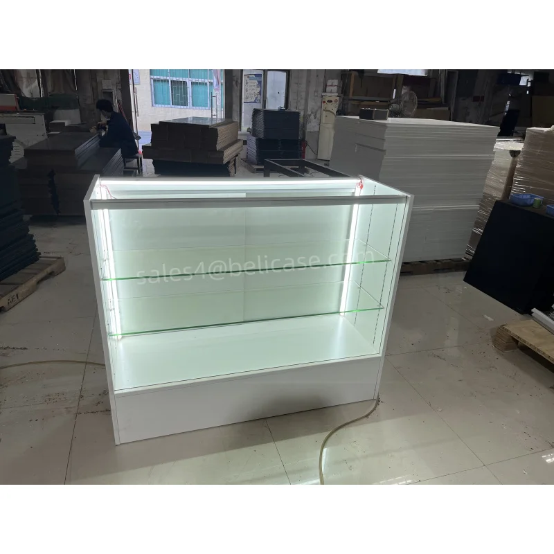 Op Maat Gemaakte Goedkope Houten Frame Display-Toonbank Gebruik Rookwinkel Glazen Vitrine Met Led Verlichting Glazen Display Ca