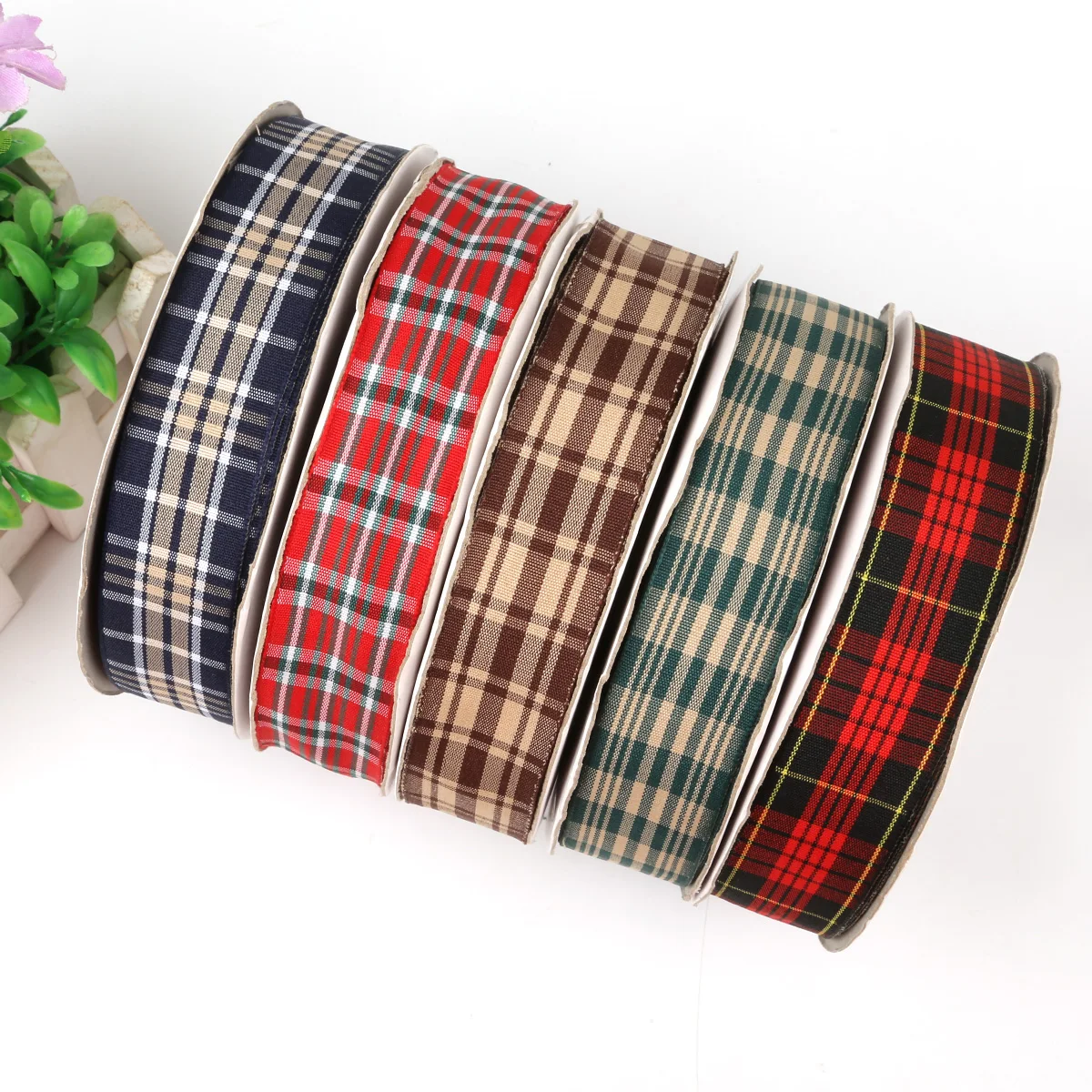 5Yards/Bag 2.5cm Multiple Options Scottish Plaid Grid Printed Ribbon for DIY Home Decoration Gift Wrapping Christmas Ribbons