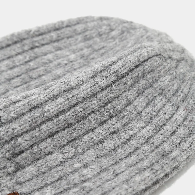 قبعة محبوكة من الصوف الأوروبي الأمريكي للرجال والنساء في الهواء الطلق سميكة مخططة دافئة لحماية الأذن قبعة صوفية للخريف والشتاء