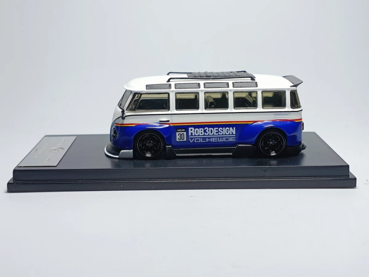 Insprie Modell 1:64 t1 Kombi Robert Design Rothmas No30 Druckguss Modell auto