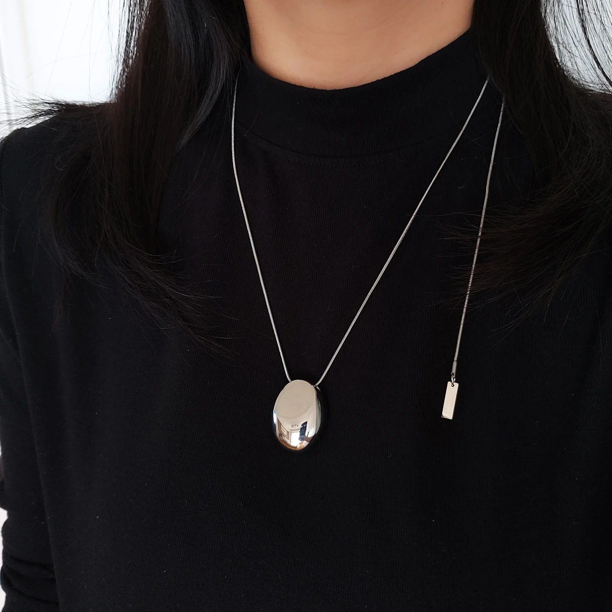 Fast stainless steel snake bone chain Stainless steel Oval pendant Long length adjustable sweater chain necklace for women