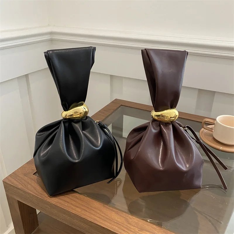 

Ladies' New Handbag French Vintage Fold Simple Tote Bag Versatile Large-capacity Portable Luxury Brand High Quality Bucket Bag