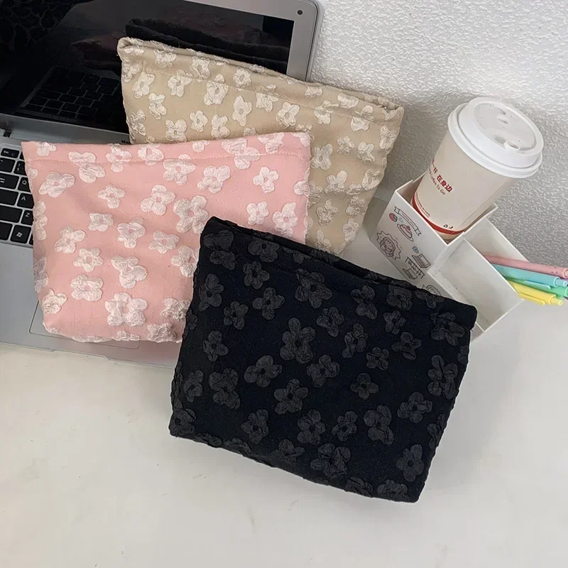 Pink Floral Small Fresh Travel Cosmetic Bag Female Clutch Wash Bags Fashion Women Make Up Storage Toiletry Bags Neceser