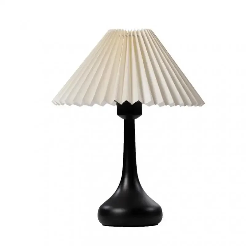 Nice Retro โคมไฟตั้งโต๊ะห้องนอน Night Light หอพักบรรยากาศโคมไฟตกแต่งเครื่องประดับ