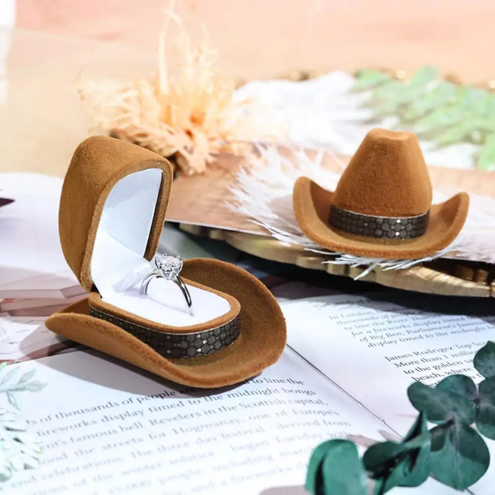 Cowboy Hat Shape Ring Jewelry Box Earrings Ring Jewelry Storage Display Box Creative Velvet Jewelry Packaging Case Wholesale