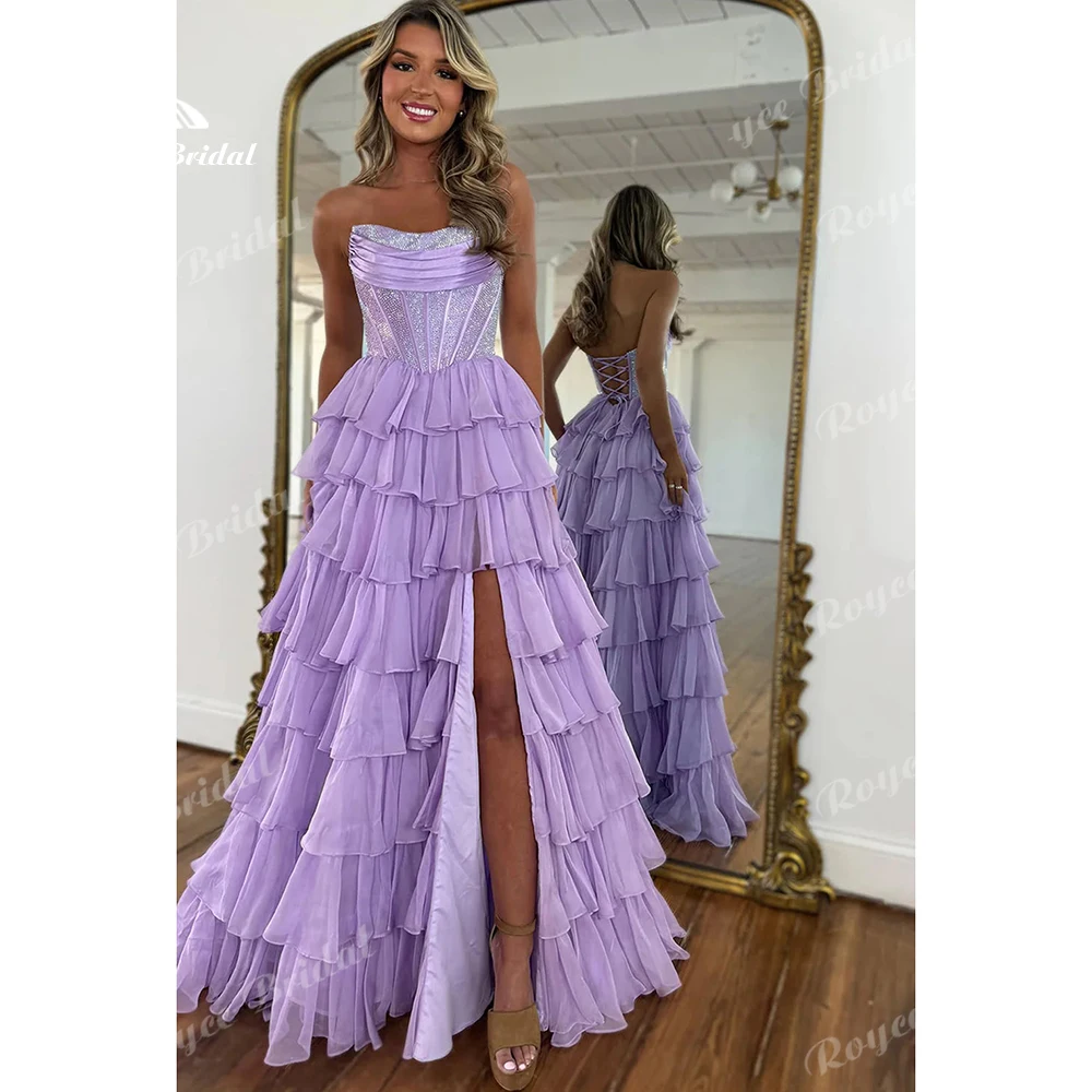 Roycebridal Paillettenbesetztes, gestuftes Chiffon-Abschlussballkleid, A-Linien-Abendkleid, formelles Kleid mit hohem Schlitz, trägerloses formelles Kleid, maßgeschneidert
