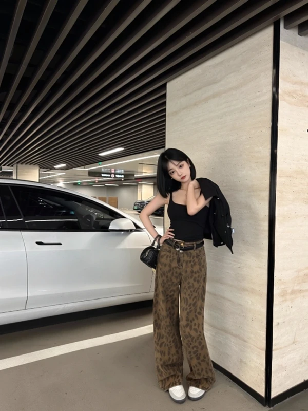 Stylish Retro Coffee Color Leopard Print Straight Leg Jeans Casual Slimming Denim Trousers for Teenage Women Vintage Flared