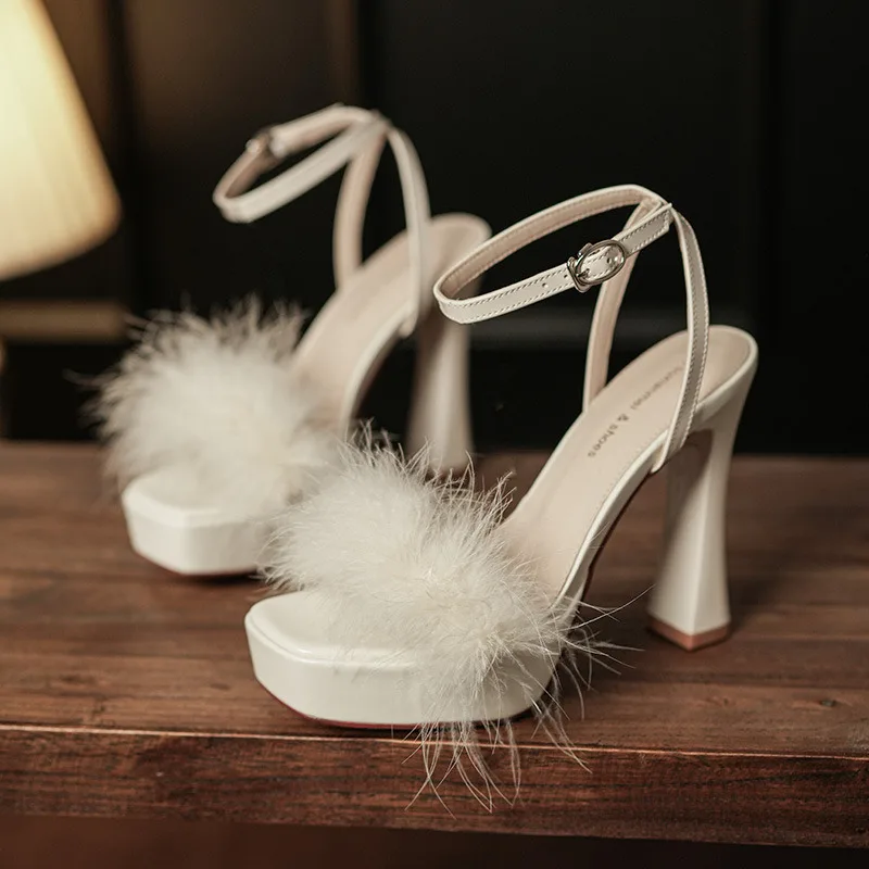 

Elegant High Heel Sandals Women Fashion Chunky Heel Strappy Summer Shoes