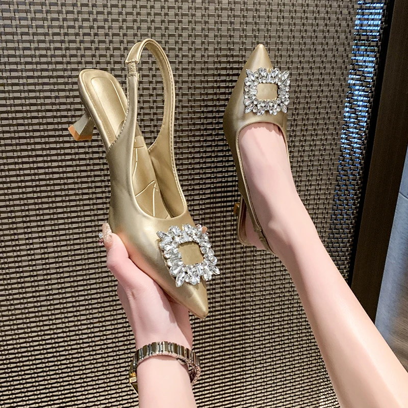 

Женская обувь, коллекция 2024, женские модельные туфли без шнуровки на высоком каблуке, женские босоножки на тонком каблуке с квадратными пуговицами и кристаллами
