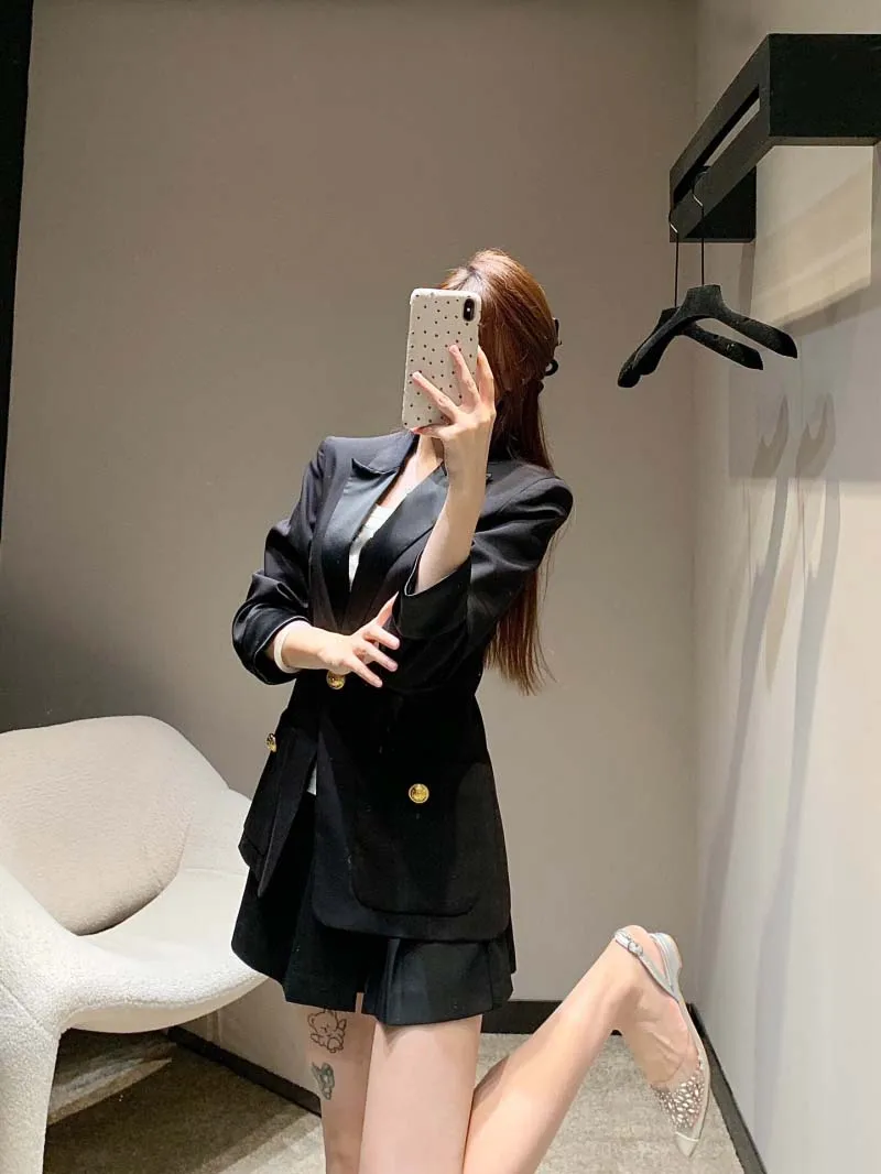 

Commuting style women's suit is fashionable, simple, capable, versatile, long sleeved, slim fit suit jacket is handsome