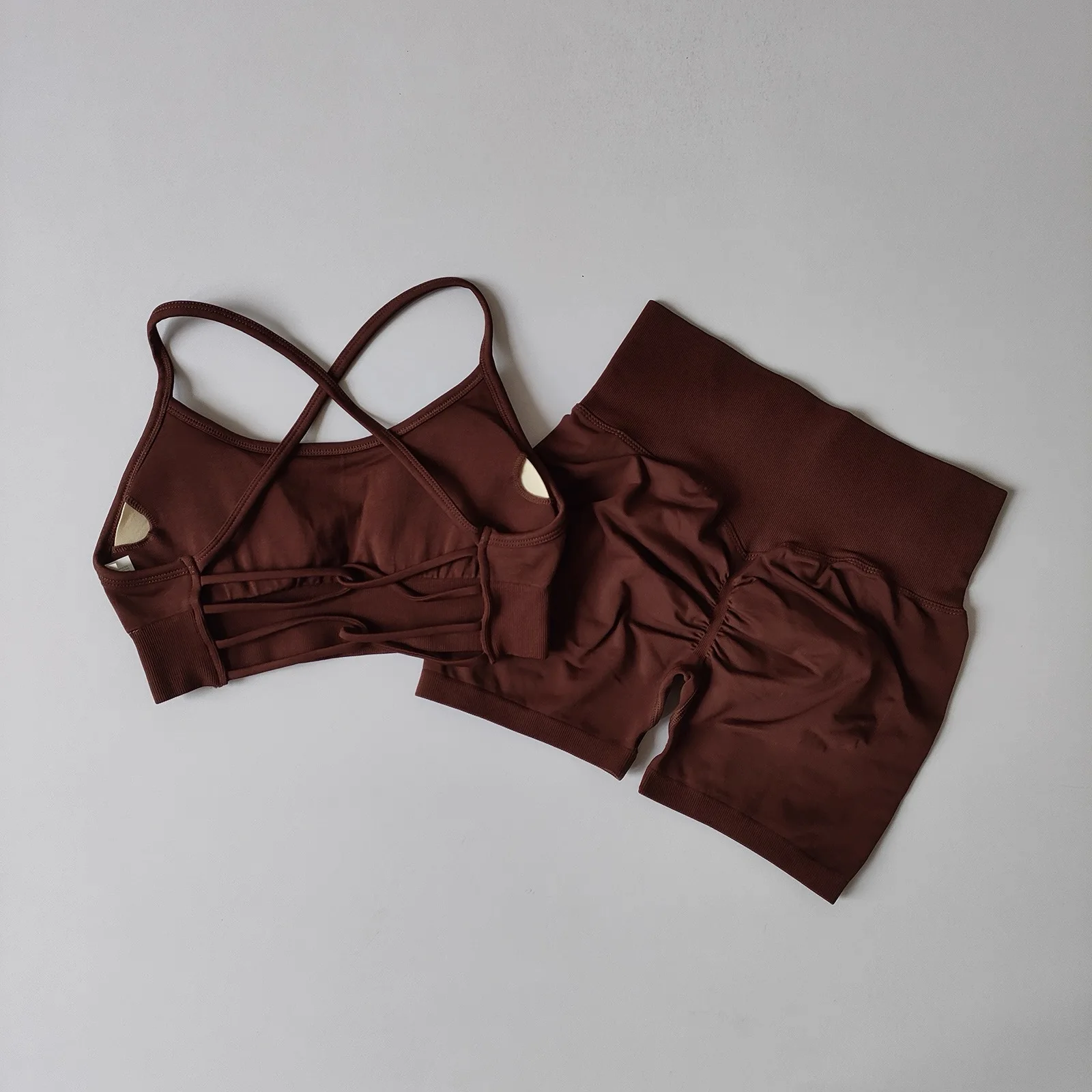 Women's 2‑Piece Yoga Outfit, Criss‑Cross Back Sports Bra, Shock‑Absorbent Running Fitness Quick‑Dry Base Layer Sports Shorts Set