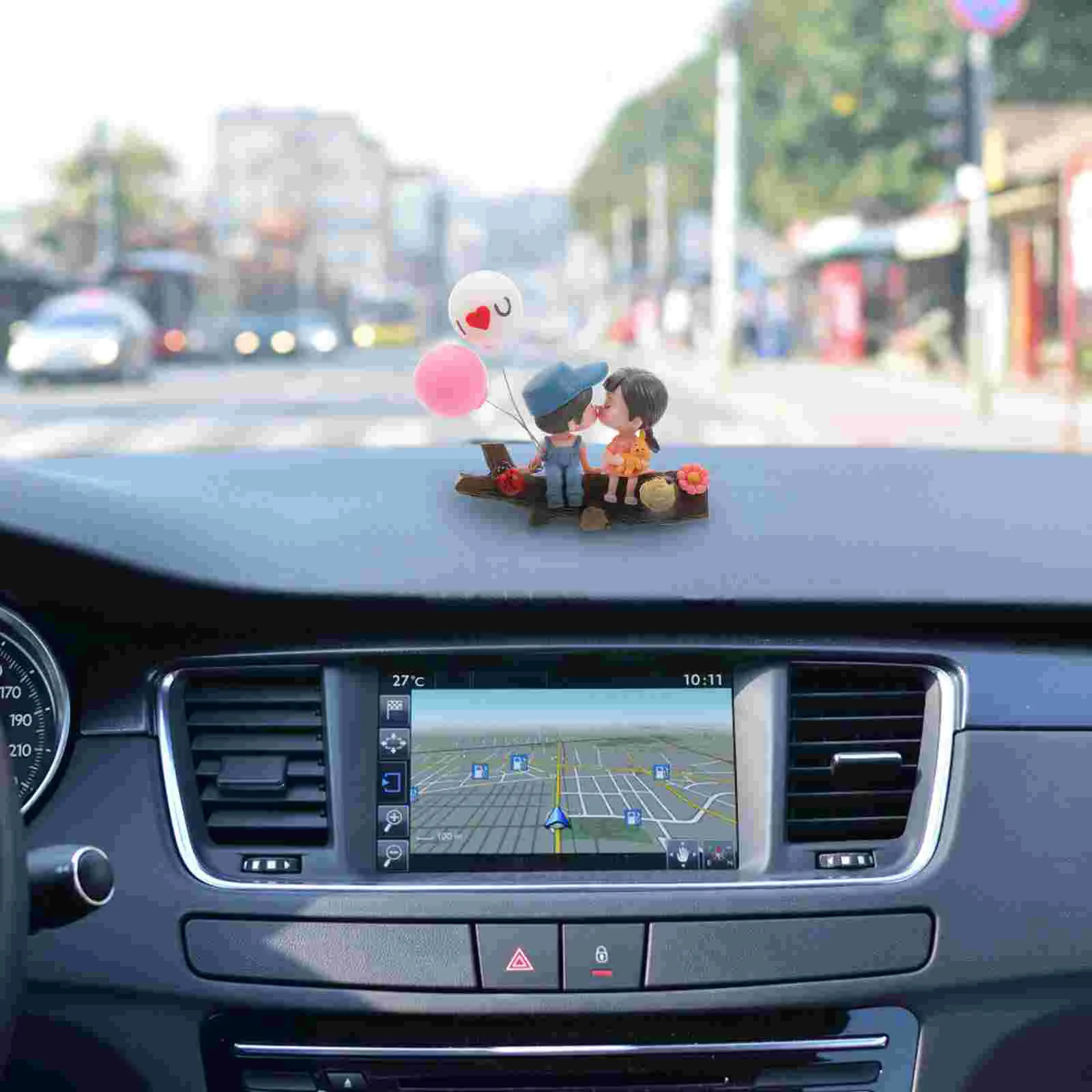 Dashboard Car Couple Ornaments Lovers Husband Wife Figurines 1000X800X330CM Resin Interior Decorations