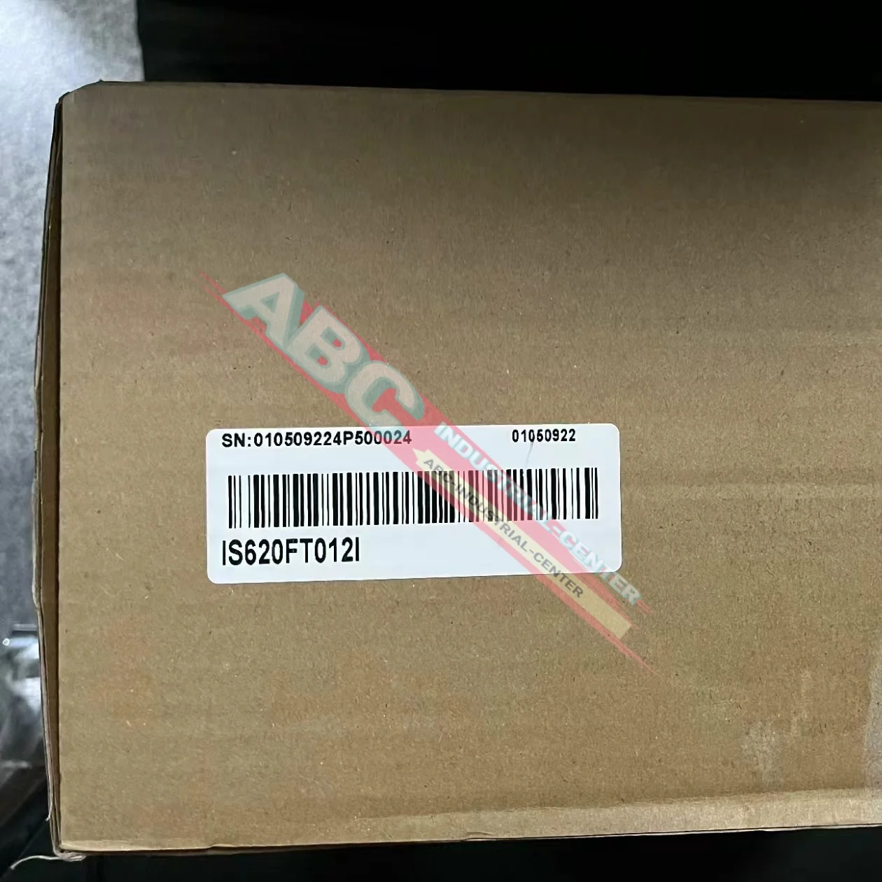 

Совершенно новый сервопривод IS620FT012I IS620FT021I