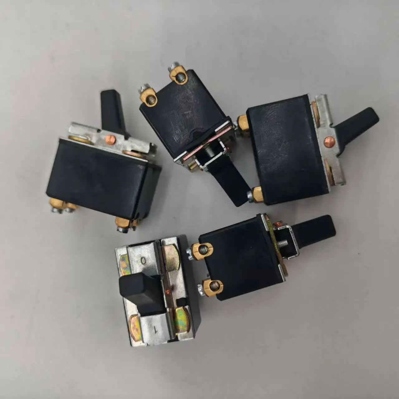 2 Pieces Sw0026 Suitable for Angle Grinders Dk4-6/2B Skil Ferm 115/125mm Toggle Switch Replacement Switch Power Tool Switch