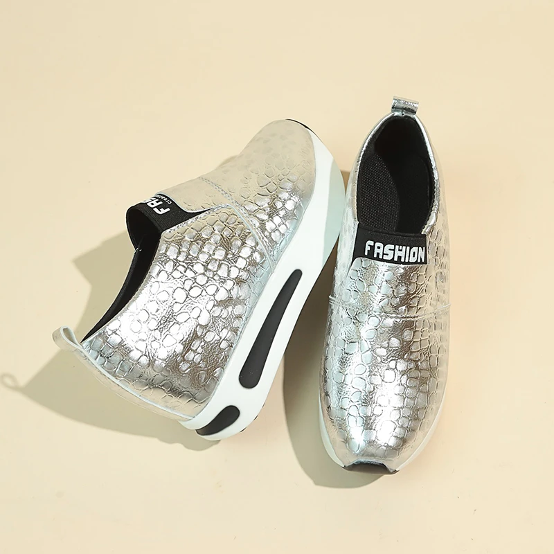 Modische Damen Metallic-Krokodil-Textur Slip-On Versteckter Keilabsatz Plateau-Schuhe Damen Höhenverstärkende Casual Walking Loafers Sneakers – Detail 13