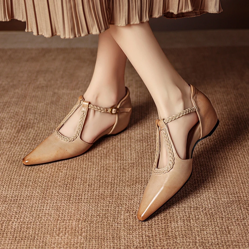

Women's new summer genuine leather, cowhide pointed weave, hollow inner height increasing toe, Mueller shoes, breathable sandals