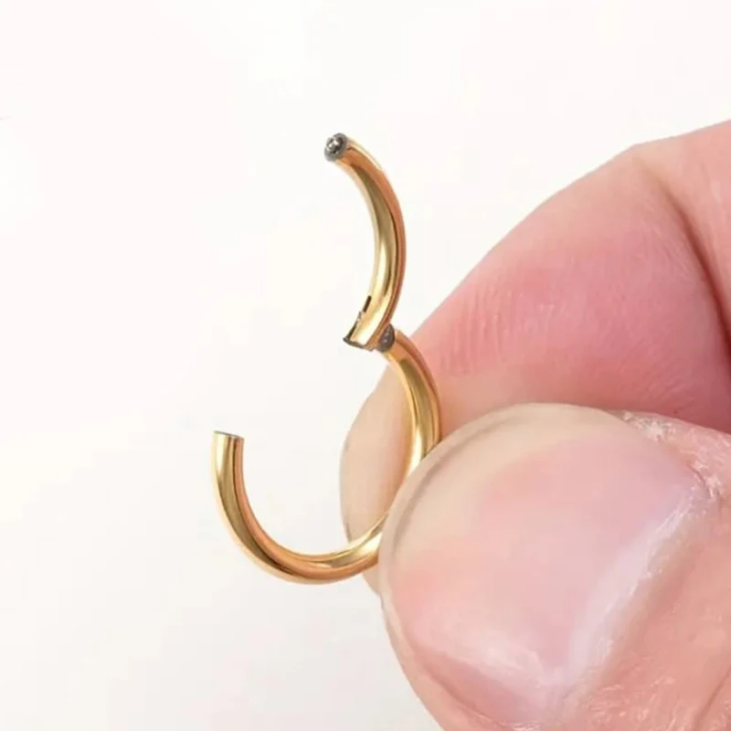 ASTM F136 التيتانيوم متمحور هوب الأنف خواتم 20 جرام 18 جرام 16 جرام الحاجز الدائري هيئة ثقب المجوهرات اللولب الغضروف روك القرط