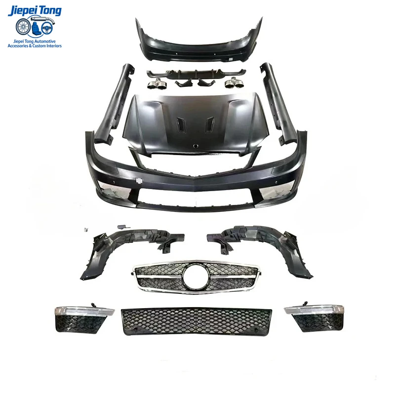 

Новый модифицированный комплект кузовных деталей C63 W204: задние фонари и фары для C63 W204